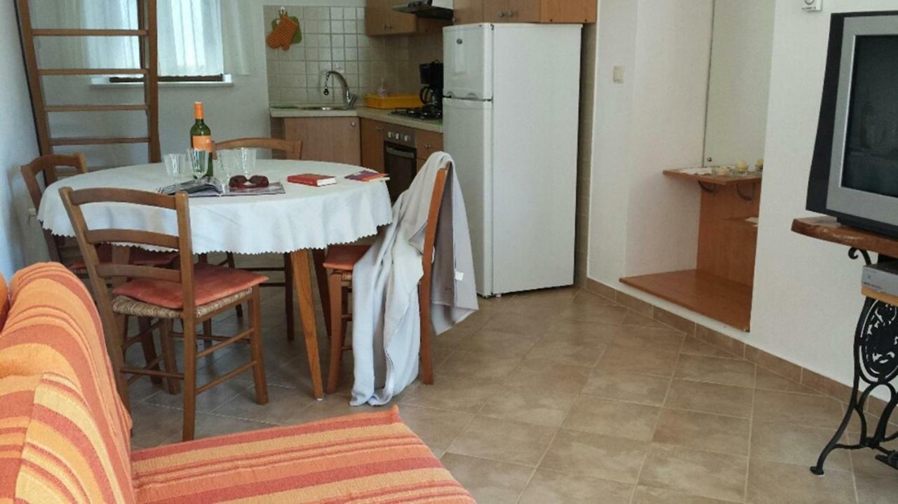 Apartment Vedran - Brsec Old Town Extérieur photo